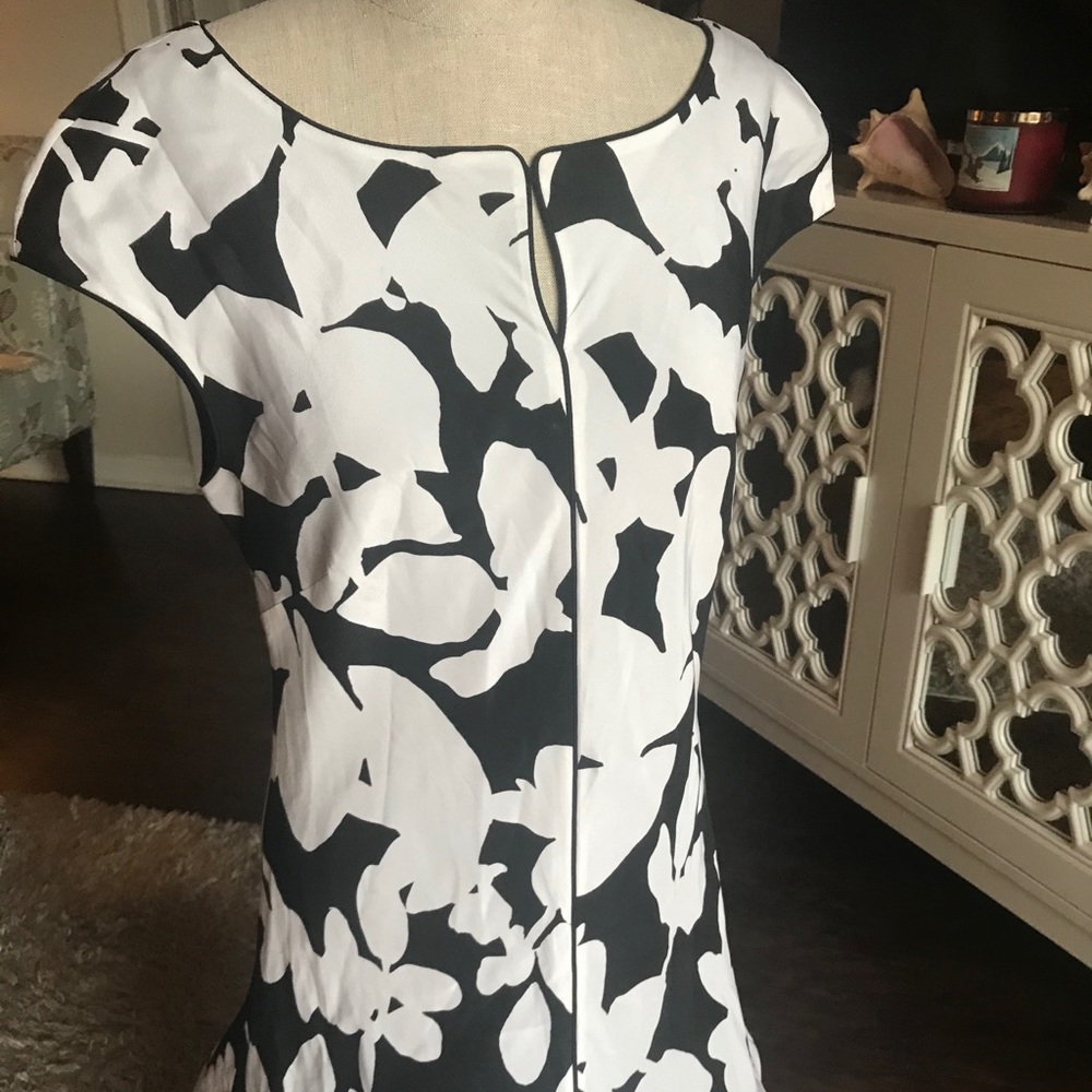 Size 6 St Johns Bay dress. Great condition!